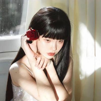 棉花云下的水圈