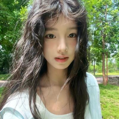 荒林艳骨